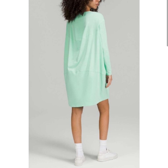 Lululemon Mint Green Back in Action LS Dress. - Picture 2 of 9